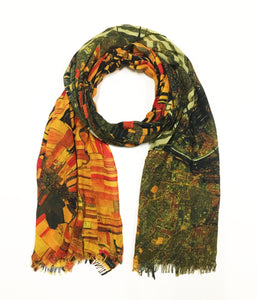 Vienna, Austria map print scarf inspired by Gustav Klimt's "The Kiss". Perfect gift or souvenir for women and men.